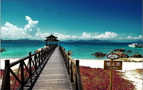 英吉沙县加盟顶禾劳克炸鸡经营多久才能够回本，在英吉沙县开炸鸡加盟哪个品牌比较受欢迎