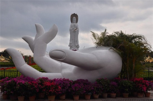 雪感香水品牌推荐（雪松味女士香水）